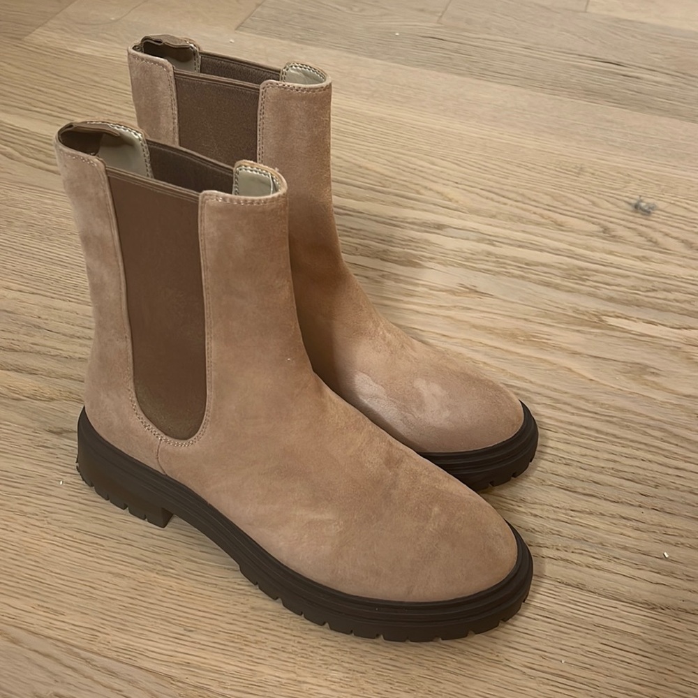 Ann Taylor Brown Boots